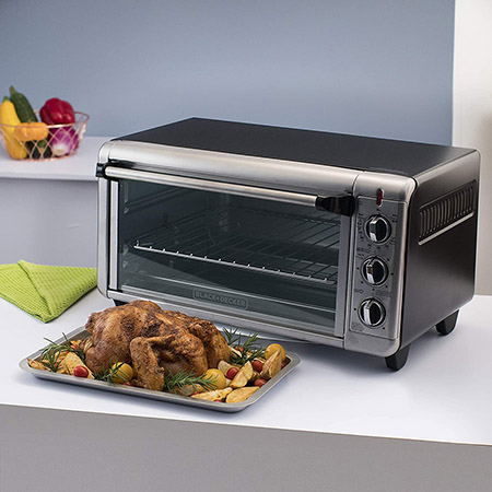 Black + Decker 8-slice Extra-wide Toaster Oven