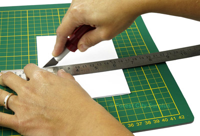 11.75 x 17.625-Inch Green Cutting Mat with Measurements